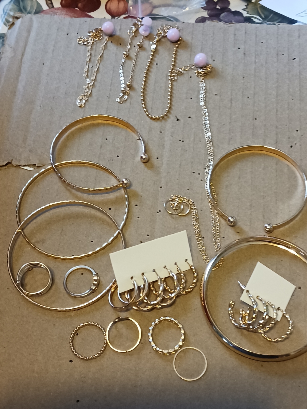 Gold Chain Bracelet with Light Pink Bead Accent
